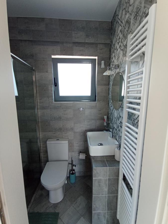 Andi'S Studio Porto Rafti Exterior photo